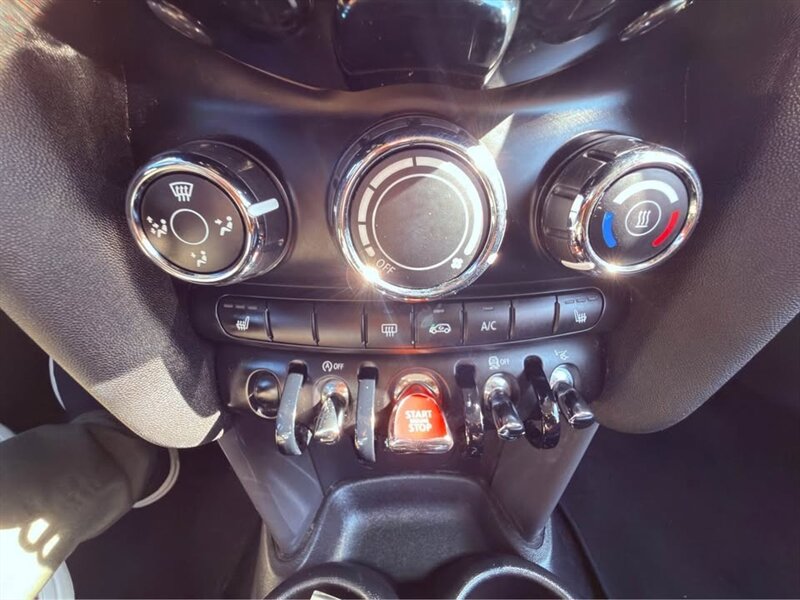 2014 MINI Hardtop Cooper - Photo 18 - Burbank, CA 91505