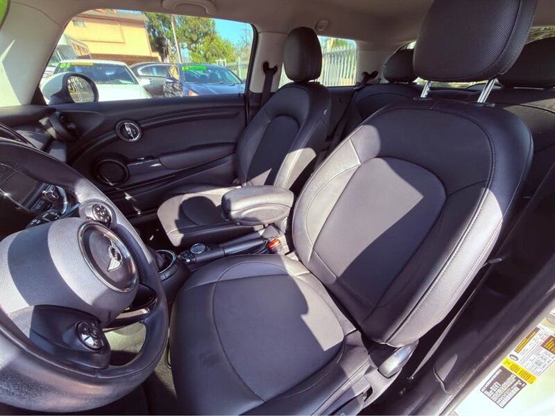 2014 MINI Hardtop Cooper - Photo 11 - Burbank, CA 91505
