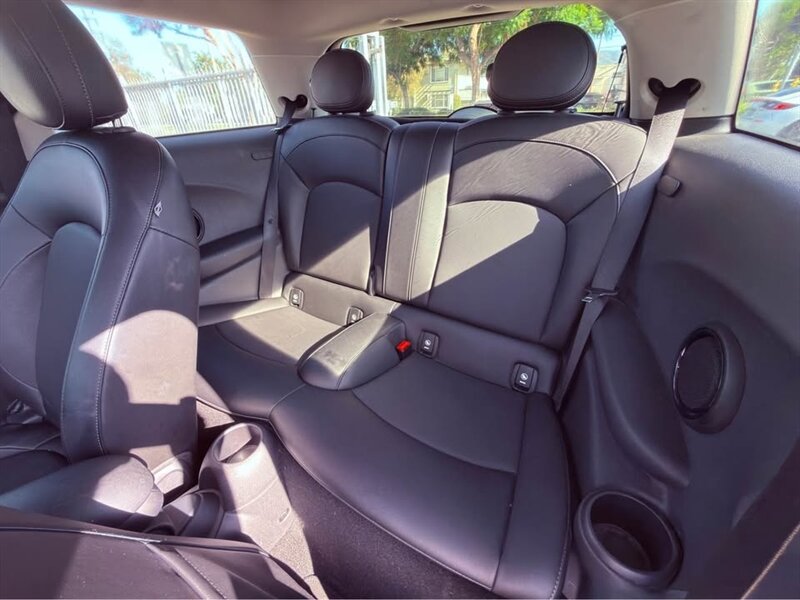 2014 MINI Hardtop Cooper - Photo 12 - Burbank, CA 91505