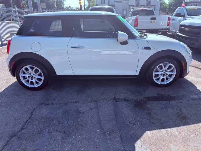 2014 MINI Hardtop Cooper - Photo 9 - Burbank, CA 91505