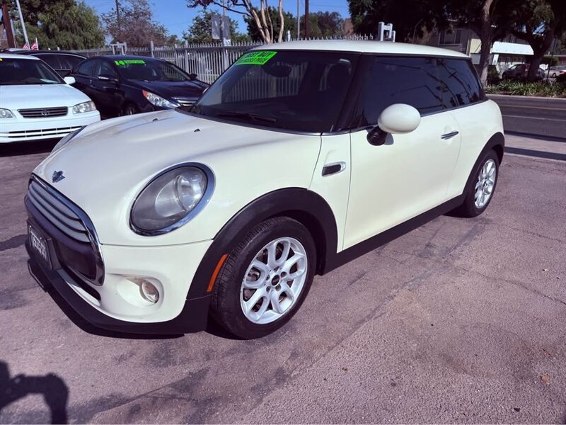 2014 MINI Hardtop Cooper - Photo 3 - Burbank, CA 91505
