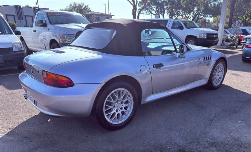 1999 BMW Z3 2.3 - Photo 7 - Burbank, CA 91505
