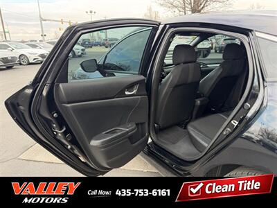 2019 Honda Civic Sport   - Photo 6 - North Logan, UT 84341