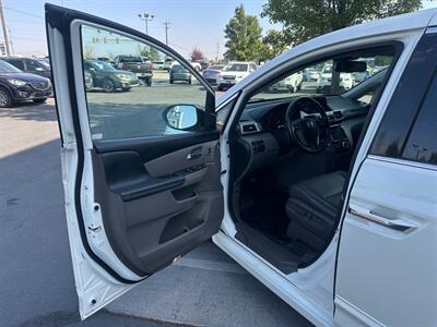 2016 Honda Odyssey Touring Elite   - Photo 10 - North Logan, UT 84341