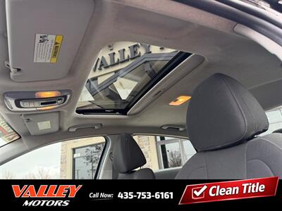 2021 Hyundai Elantra SEL Premium Pkg   - Photo 10 - North Logan, UT 84341