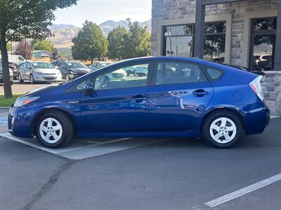 2010 Toyota Prius IV   - Photo 2 - North Logan, UT 84341