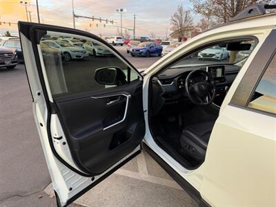 2020 Toyota RAV4 Limited   - Photo 9 - North Logan, UT 84341
