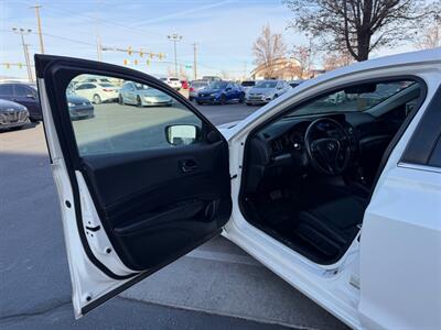 2018 Acura ILX   - Photo 8 - North Logan, UT 84341