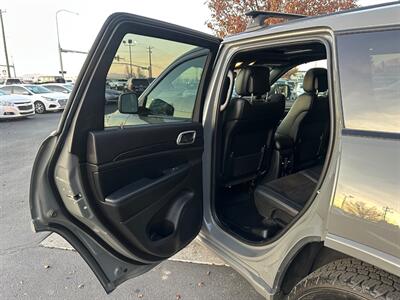 2020 Jeep Grand Cherokee Altitude   - Photo 7 - North Logan, UT 84341