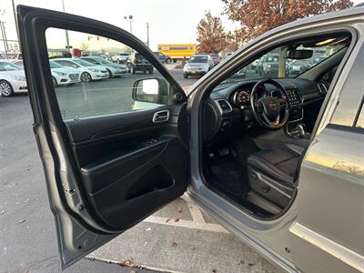 2020 Jeep Grand Cherokee Altitude   - Photo 9 - North Logan, UT 84341