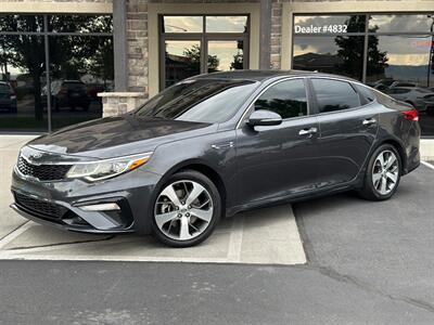 2019 Kia Optima S  