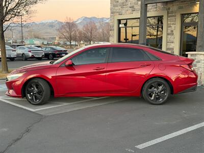 2021 Hyundai ELANTRA SEL   - Photo 2 - North Logan, UT 84341