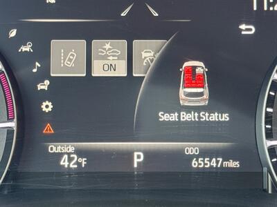 2021 Toyota Highlander XLE   - Photo 16 - North Logan, UT 84341