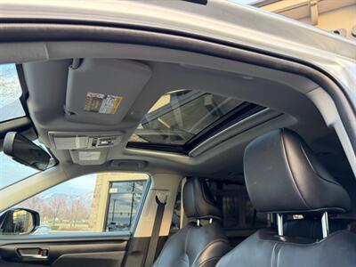 2021 Toyota Highlander XLE   - Photo 13 - North Logan, UT 84341