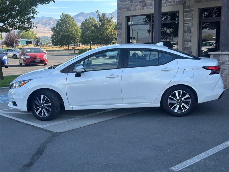 2021 Nissan Versa SV  