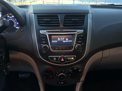 2017 Hyundai Accent SE   - Photo 13 - North Logan, UT 84341