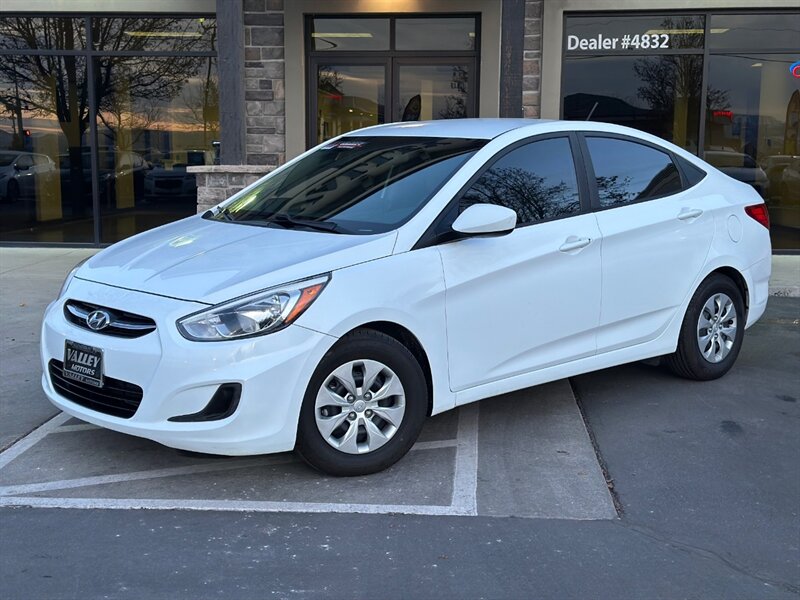 2017 Hyundai Accent SE   - Photo 1 - North Logan, UT 84341