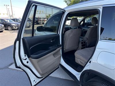 2017 Honda Pilot LX   - Photo 8 - North Logan, UT 84341