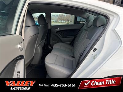 2017 Kia Forte LX   - Photo 7 - North Logan, UT 84341