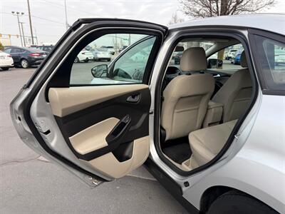 2016 Ford Focus SE   - Photo 6 - North Logan, UT 84341