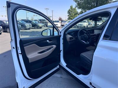 2019 Hyundai SANTA FE SEL 2.4L   - Photo 9 - North Logan, UT 84341