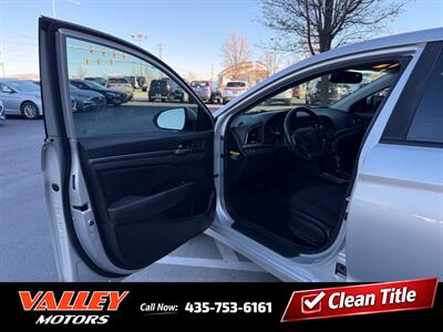 2018 Hyundai Elantra SEL   - Photo 8 - North Logan, UT 84341