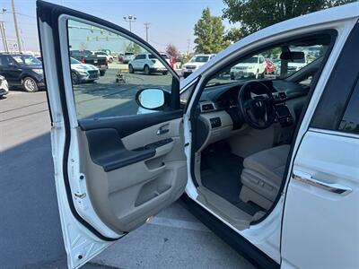 2016 Honda Odyssey SE   - Photo 10 - North Logan, UT 84341