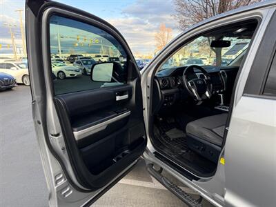 2016 Toyota Tundra SR5   - Photo 8 - North Logan, UT 84341