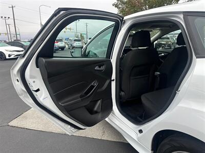 2016 Ford Focus SE   - Photo 7 - North Logan, UT 84341