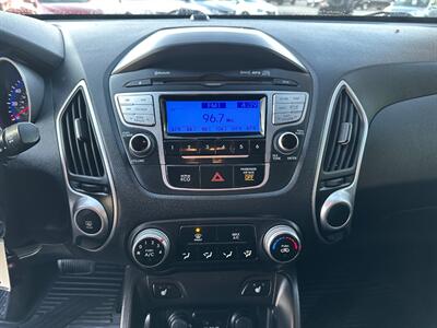 2013 Hyundai Tucson GLS   - Photo 15 - North Logan, UT 84341