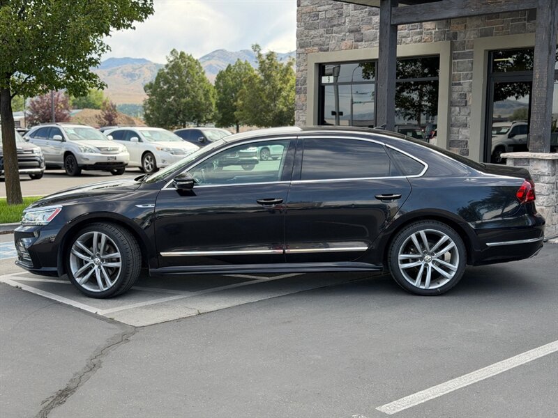 2018 Volkswagen Passat 2.0T R-Line  