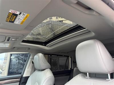 2020 Toyota Highlander Hybrid Limited   - Photo 14 - North Logan, UT 84341