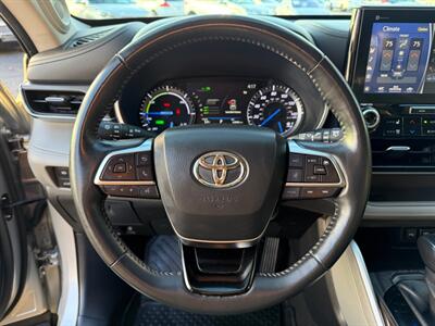 2020 Toyota Highlander Hybrid Limited   - Photo 15 - North Logan, UT 84341