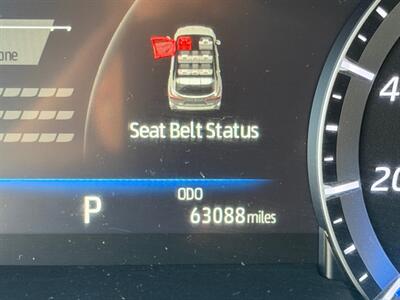 2020 Toyota Highlander Hybrid Limited   - Photo 16 - North Logan, UT 84341