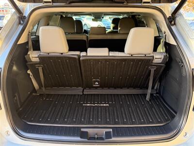 2020 Toyota Highlander Hybrid Limited   - Photo 5 - North Logan, UT 84341