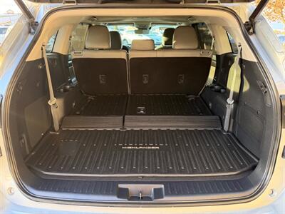 2020 Toyota Highlander Hybrid Limited   - Photo 6 - North Logan, UT 84341