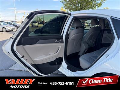 2019 Hyundai SONATA SE   - Photo 6 - North Logan, UT 84341