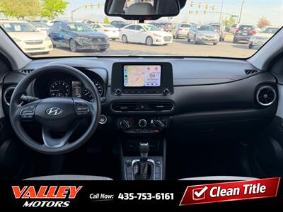 2023 Hyundai KONA SEL - Photo 11 - North Logan, UT 84341