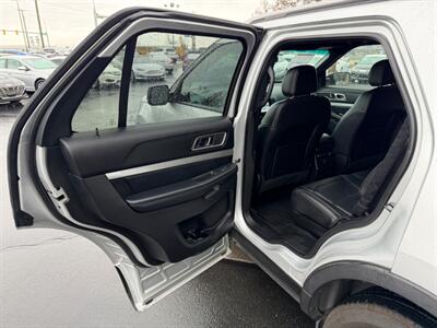 2017 Ford Explorer XLT - Photo 8 - North Logan, UT 84341