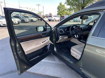 2016 Subaru Outback 2.5i Limited   - Photo 10 - North Logan, UT 84341