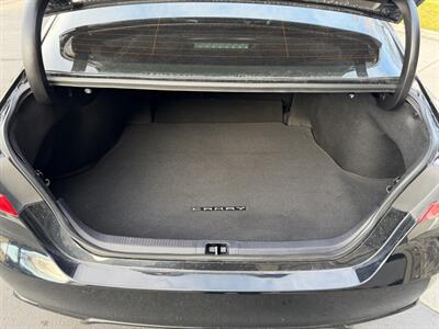 2021 Toyota Camry SE   - Photo 5 - North Logan, UT 84341