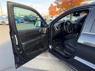 2014 Jeep Grand Cherokee Overland   - Photo 10 - North Logan, UT 84341