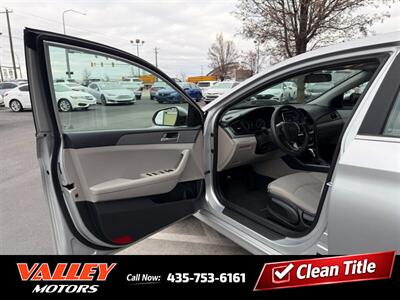 2019 Hyundai SONATA SE   - Photo 8 - North Logan, UT 84341