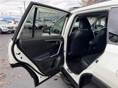 2021 Toyota RAV4 Hybrid XLE Premium - Photo 7 - North Logan, UT 84341