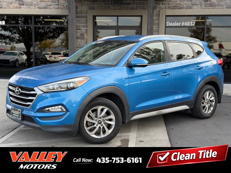 2017 Hyundai TUCSON SE Plus   - Photo 1 - North Logan, UT 84341