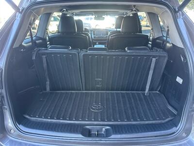 2017 Toyota Highlander Hybrid Limited - Photo 5 - North Logan, UT 84341