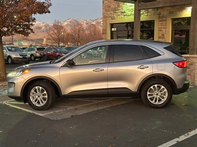 2022 Ford Escape SE   - Photo 2 - North Logan, UT 84341