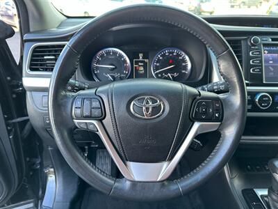 2014 Toyota Highlander XLE   - Photo 15 - North Logan, UT 84341