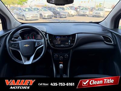 2020 Chevrolet Trax LT   - Photo 11 - North Logan, UT 84341