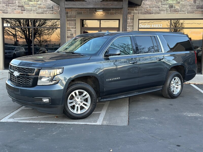 2019 Chevrolet Suburban LT   - Photo 1 - North Logan, UT 84341